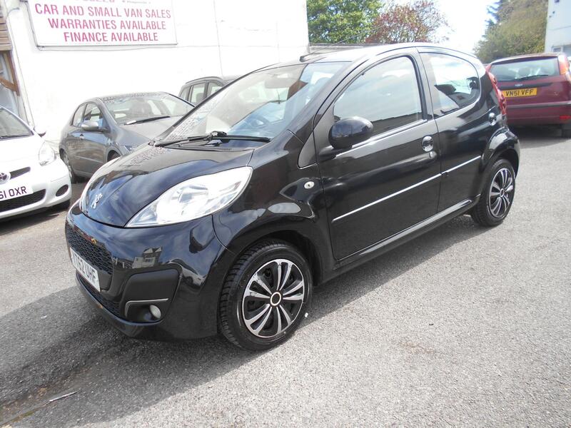 PEUGEOT 107